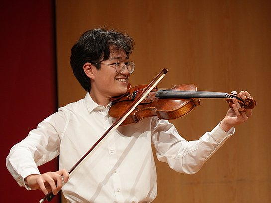 csm_pcc_violine_a75042d1a3.jpg