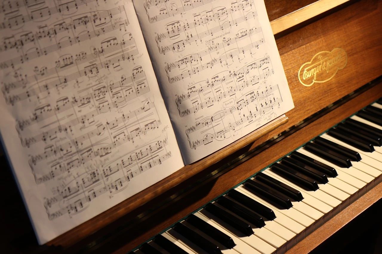 钢琴演奏如何把握作品的灵魂？_慧禾国际艺术教育